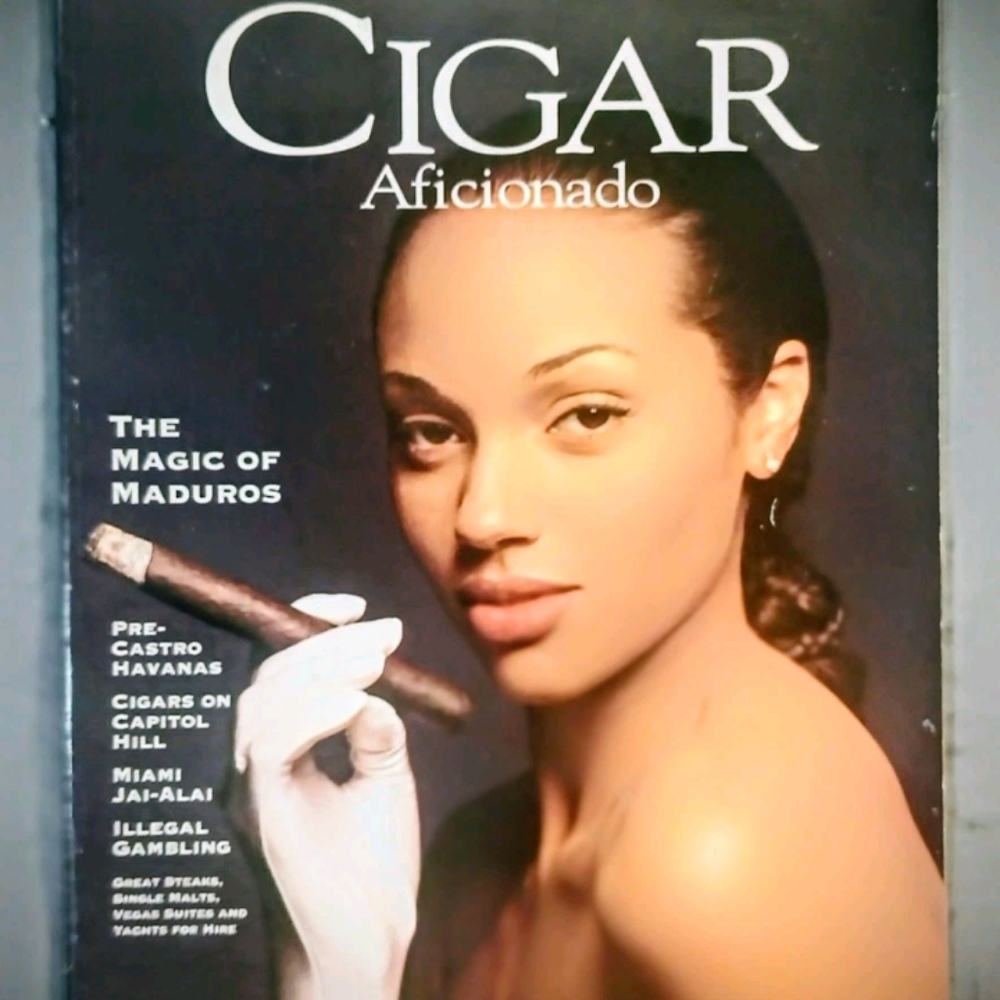 Vintage Cigar Aficionado Magazine Winter 1993/94 Justine Parchment Cover Maduro